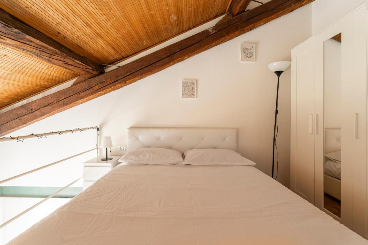 Loft Navigli Porta Genova Lägenhet Milano Exteriör bild